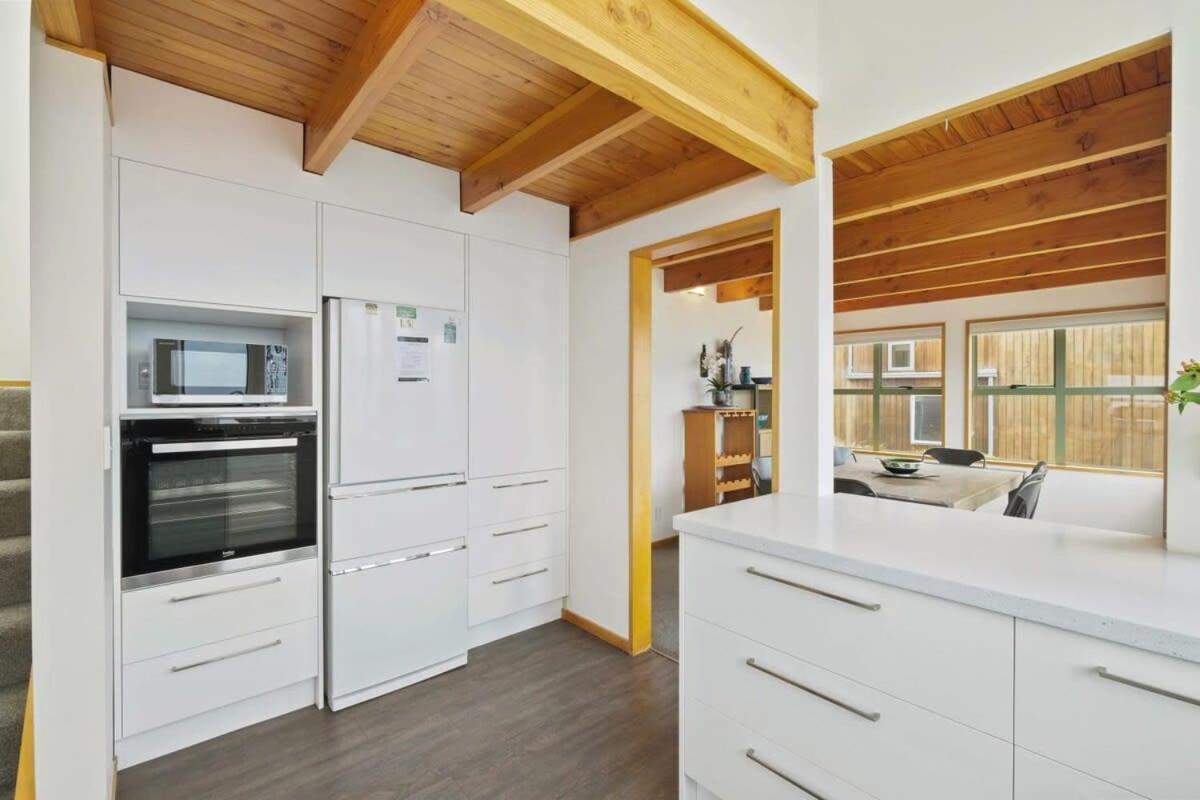Ruby'S Fernhill Vista Villa Куийнстаун Екстериор снимка