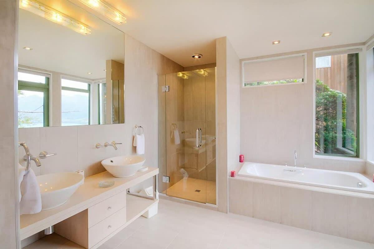 Ruby'S Fernhill Vista Villa Куийнстаун Екстериор снимка